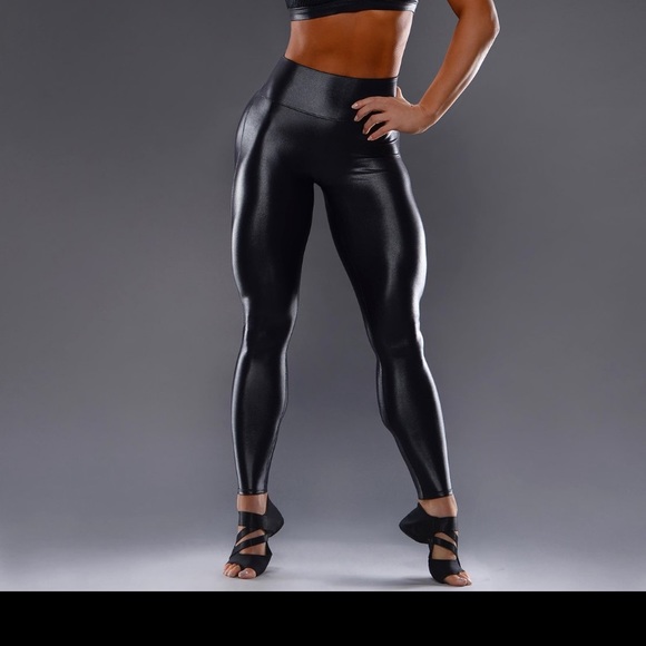 Bombshell Sportswear Gloss Leggings 